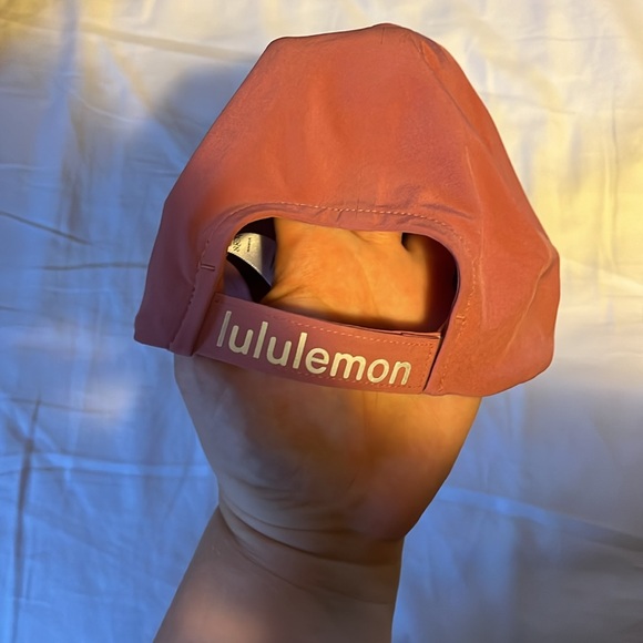 Lululemon Women's Fast and Free Running Hat Brier Rose Pink - Picture 8 of 8